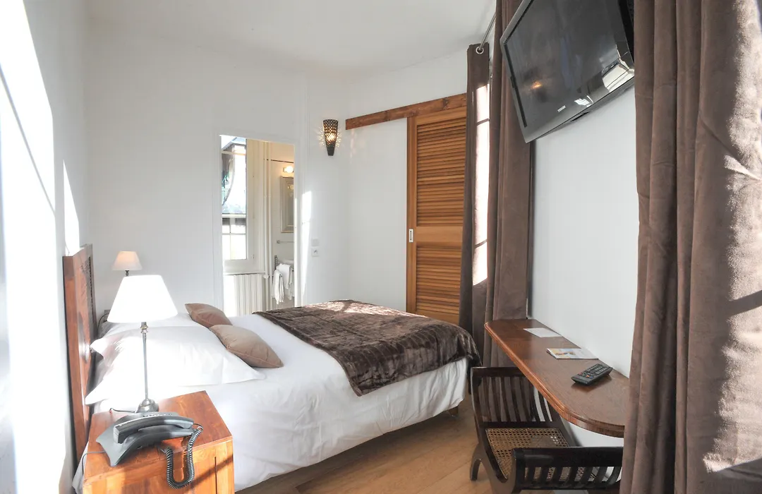 Hotel Des Falaises-1