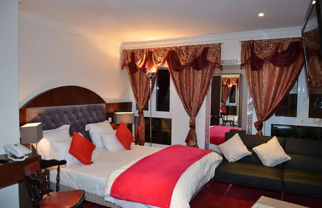 Hotel Regina Montmartre-1