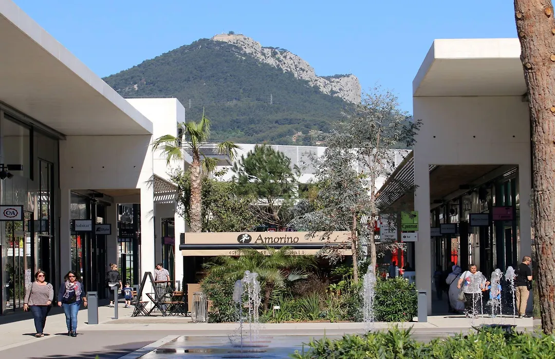 Holiday Inn Express Toulon - Est By Ihg-1