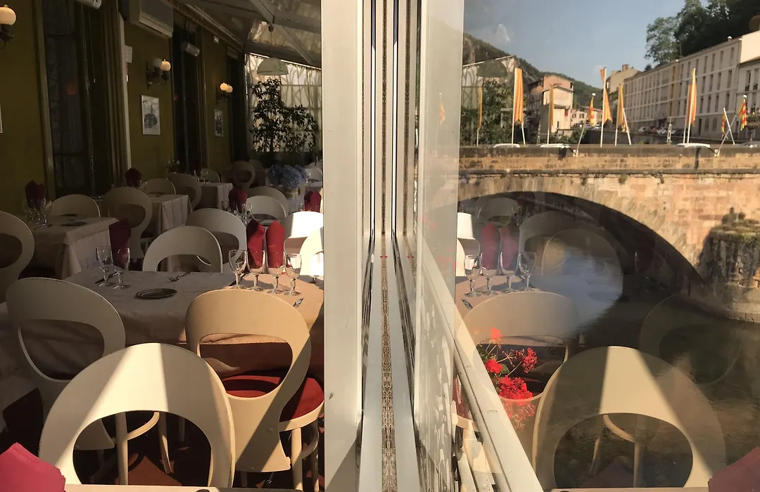 Hotel Lons-1