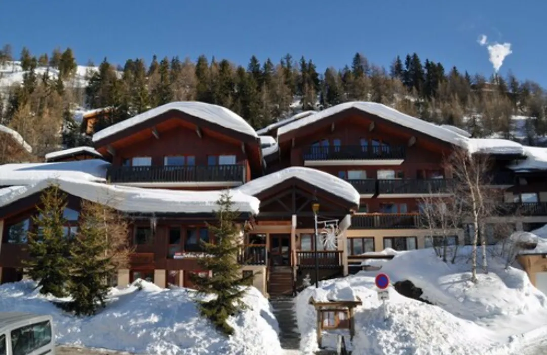 Chalet Hotel Rhododendrons-1