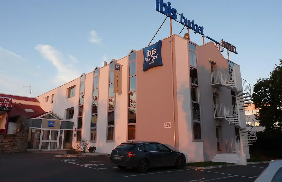 Hotel Ibis Budget Rennes Cesson-1