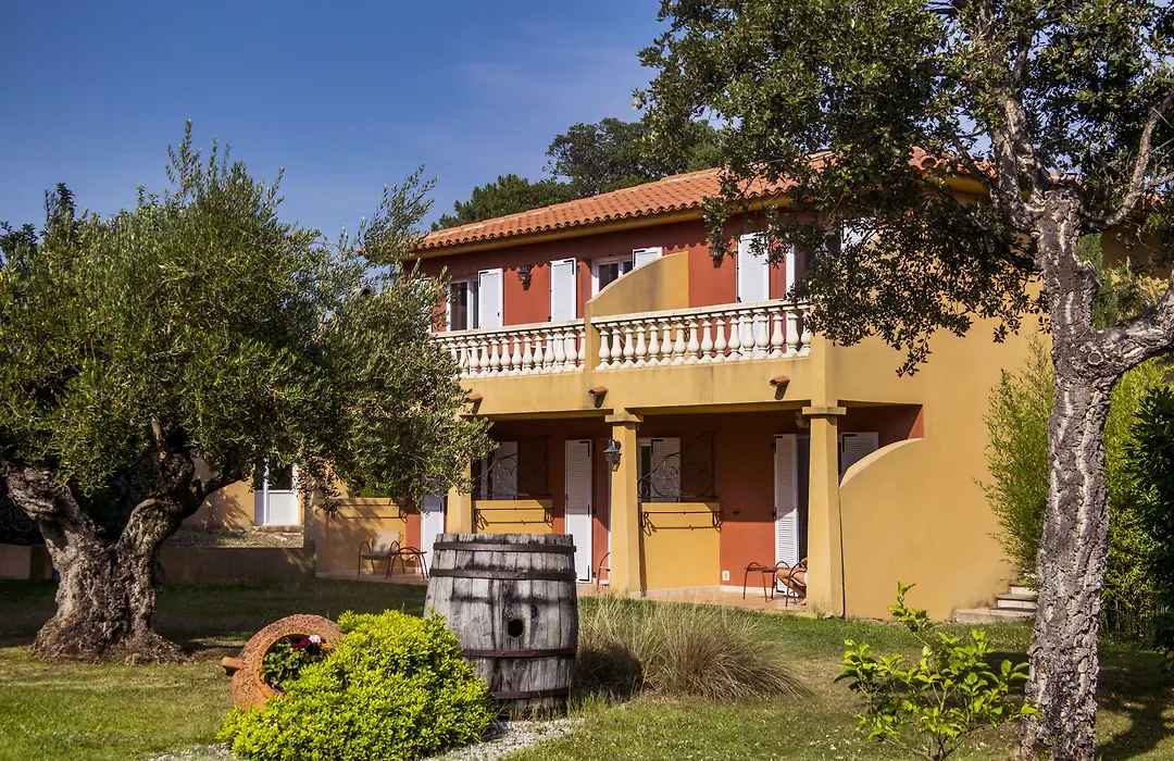 Hotel Du Pont De L'Oso-1