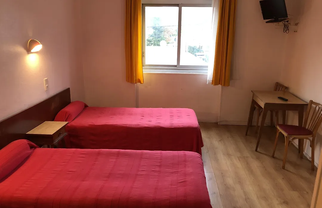 Oskar Hotel-1