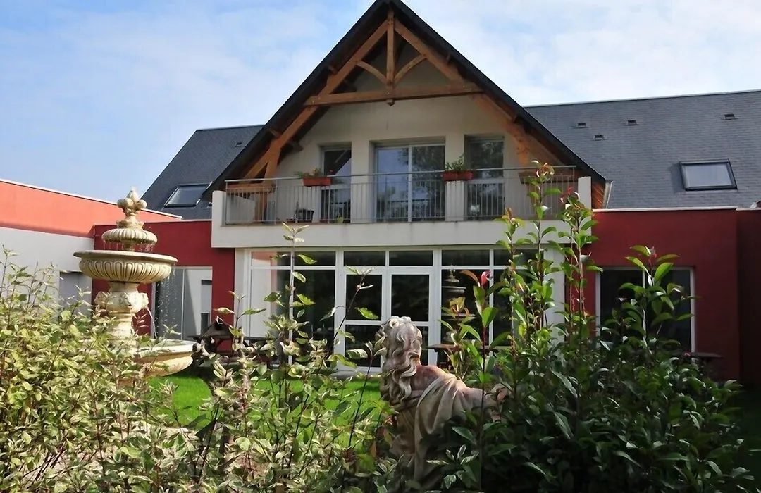 Hotel The Originals Tours Sud Pic Epeiche-1