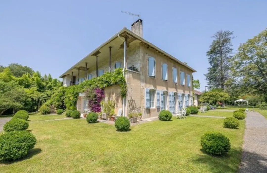 Appart'Hotel Bellevue-1