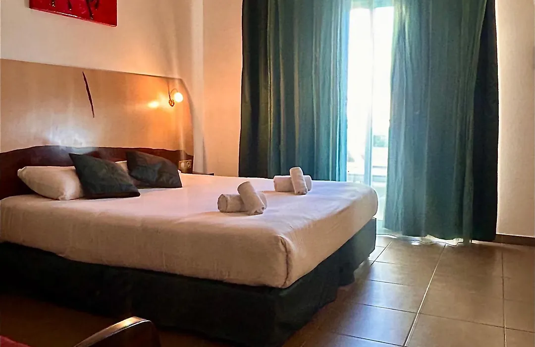 Logis Hotel La Fauceille-1