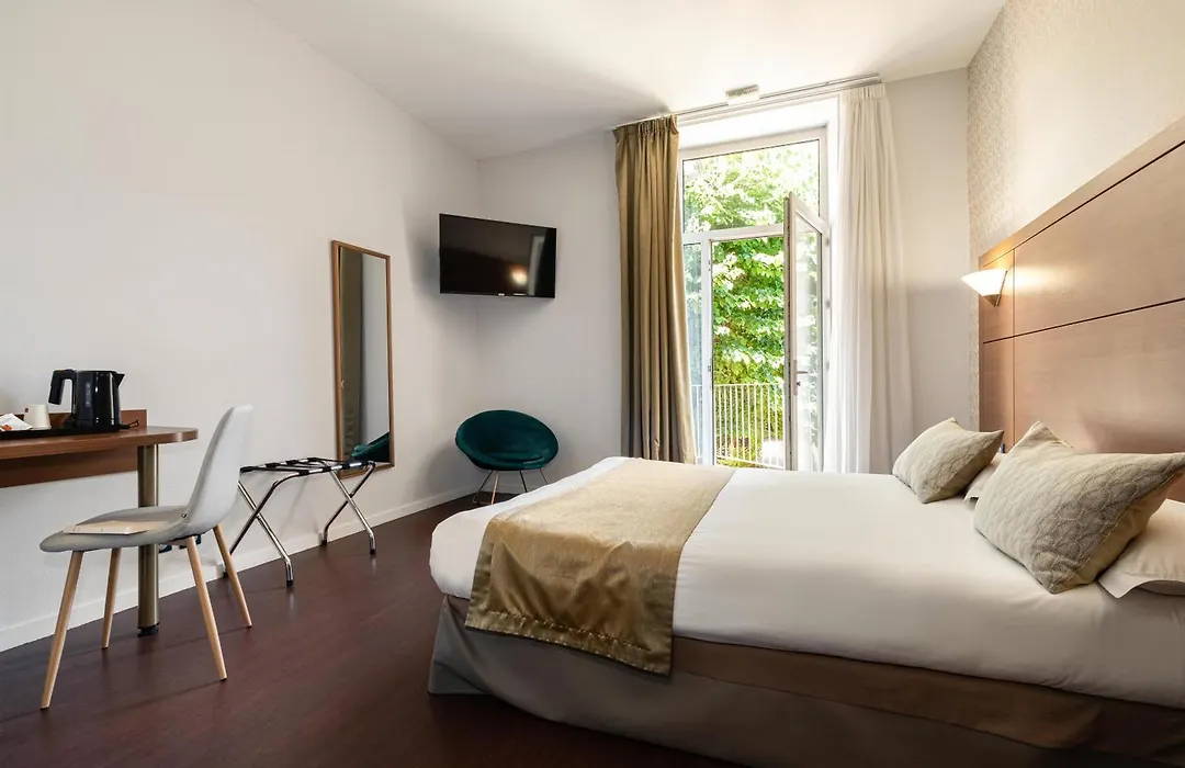 Hôtel Bristol, Le Puy-en-Velay-1