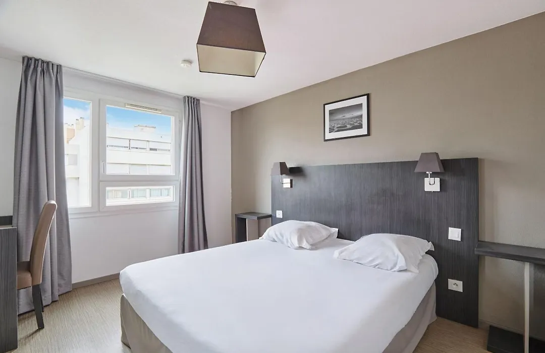 Appart'Hotel Odalys City - Marseille Le Dome-1