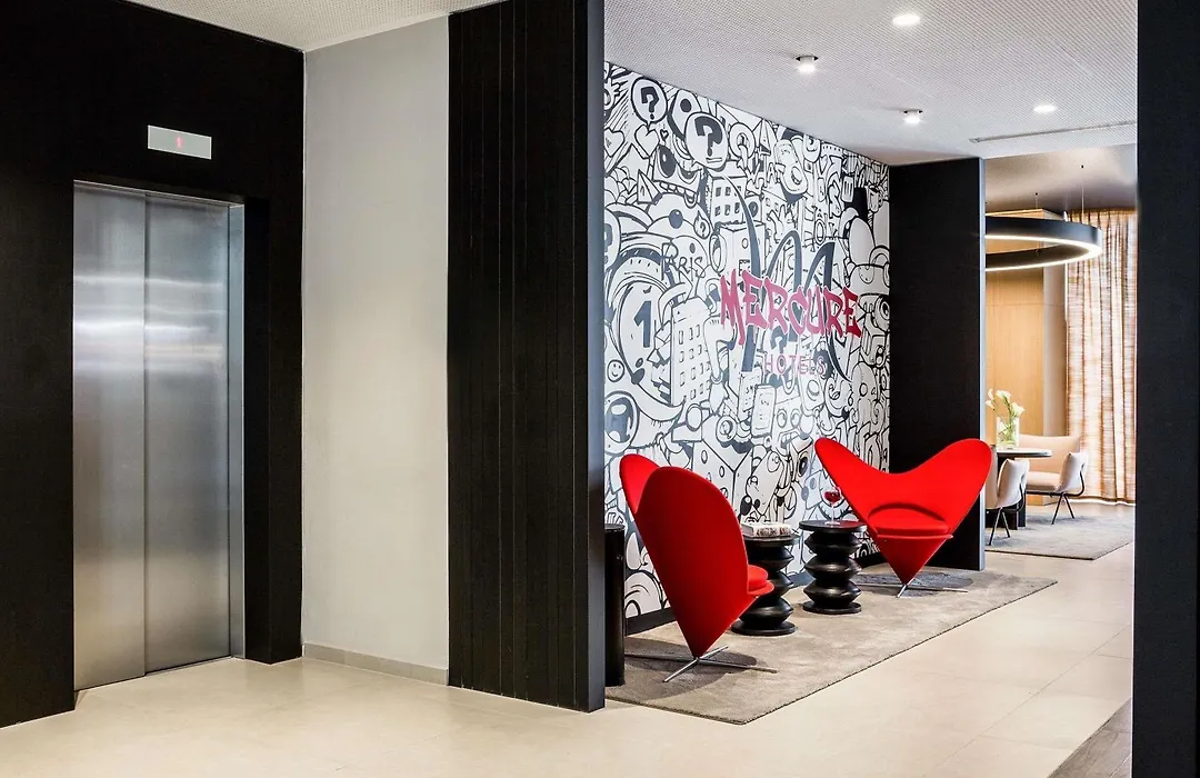 Mercure Paris 17 Batignolles-1
