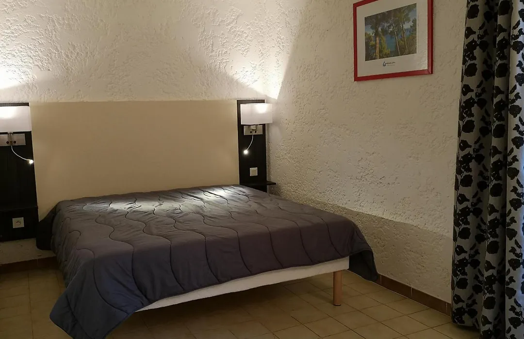 Residence Goelia Les Jardins D'Azur-1
