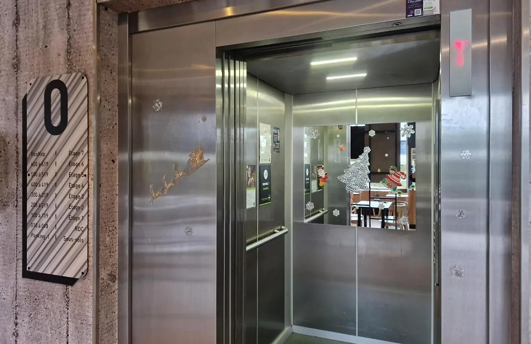 B&B Hotel Massy Gare Tgv-1