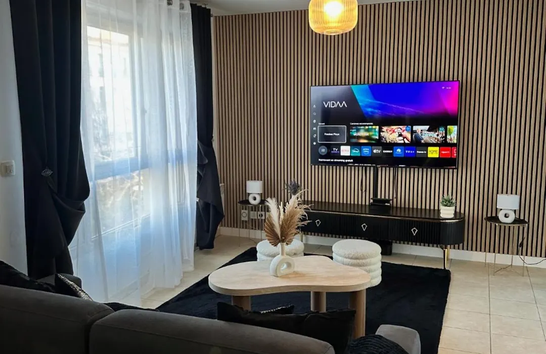 Superbe appartement tout équipé avec parking.-1
