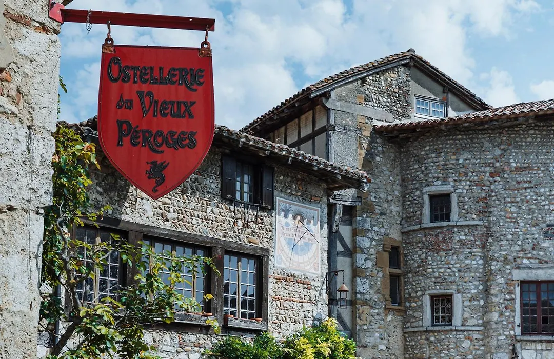 Hostellerie du Vieux Pérouges-1