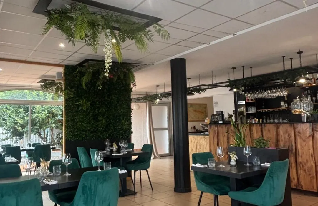 Acapella Hotel Restaurant-1