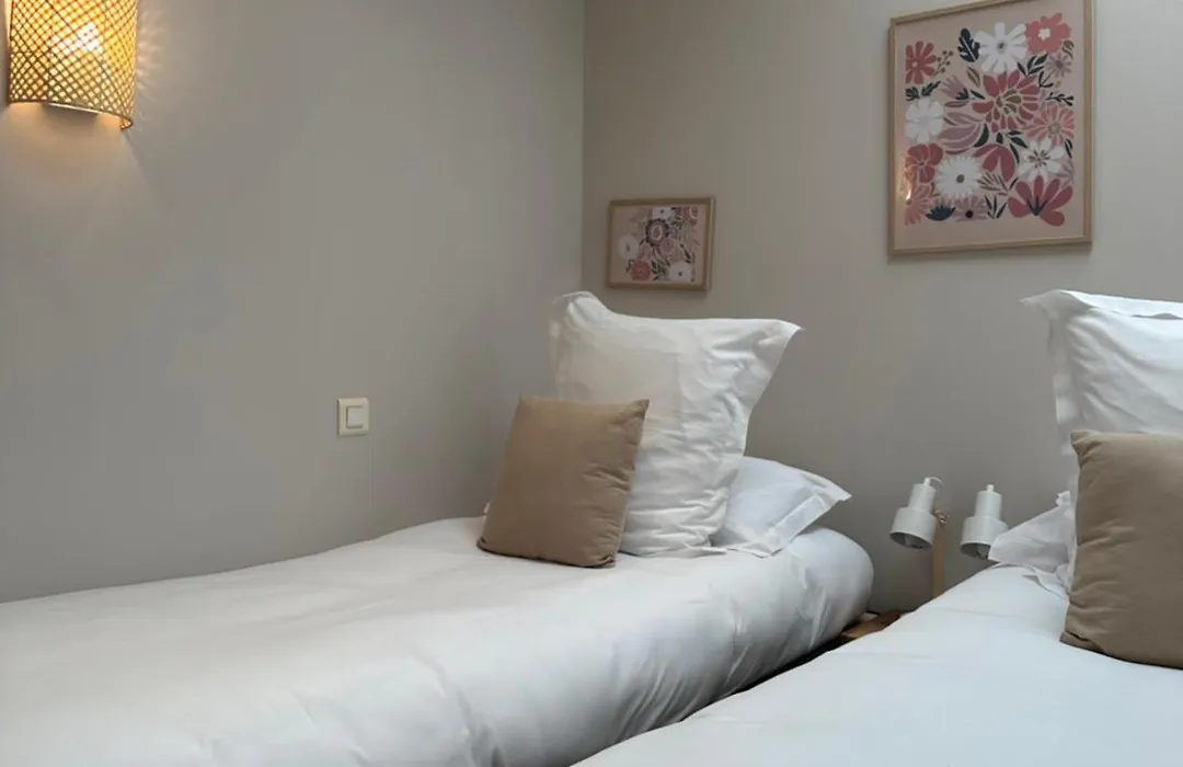 Hôtel Le Dormeur du Val-1