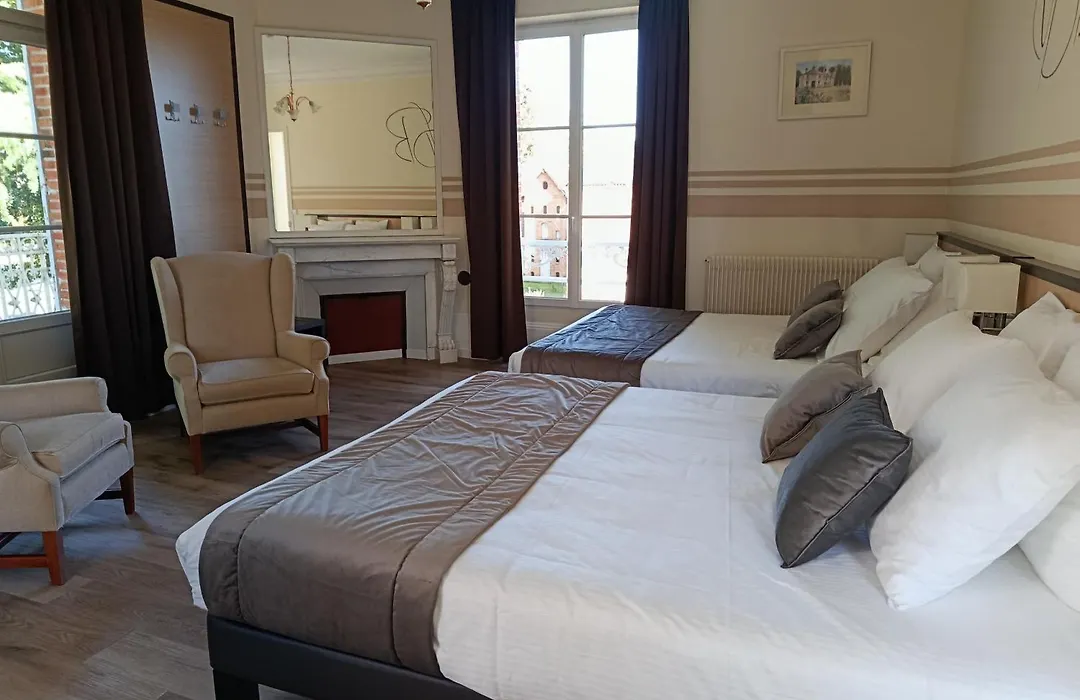 Logis Hotels Restaurants- Villa Des Bordes-1