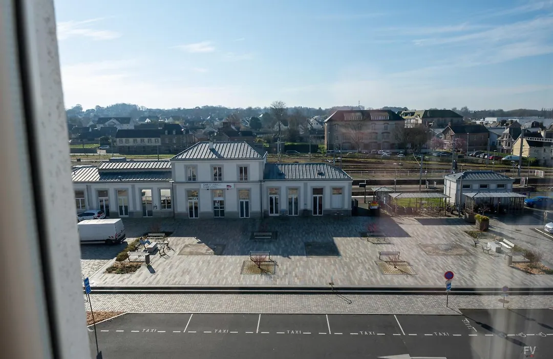 Hotel Kyriad Lamballe-1