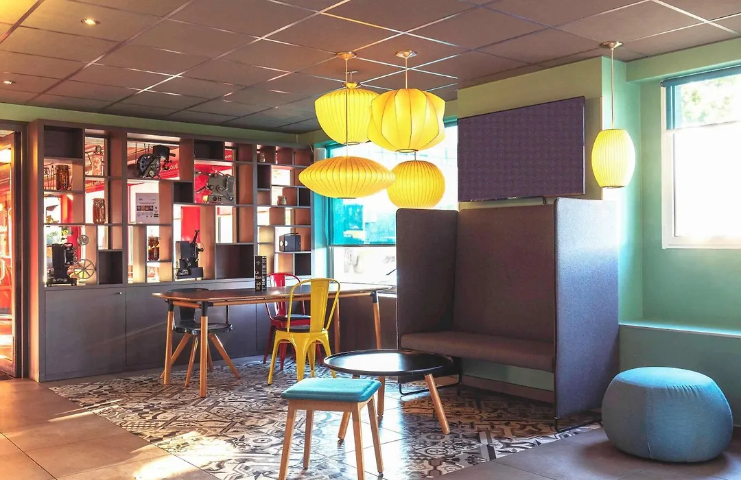 Ibis Styles Lyon Centre Confluence-1