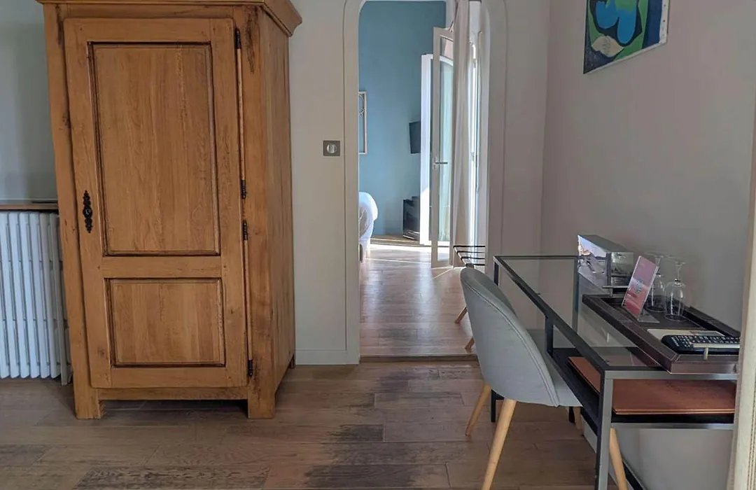 Les Galets Hotel Et B&B-1