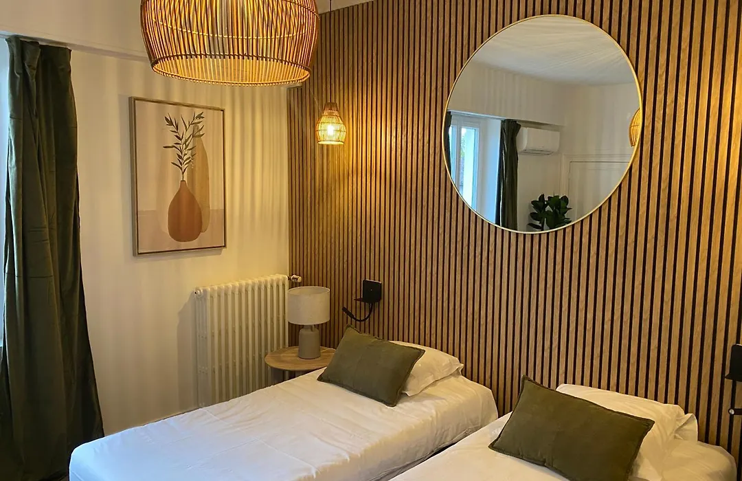 Hôtel Quai des Pontis-1