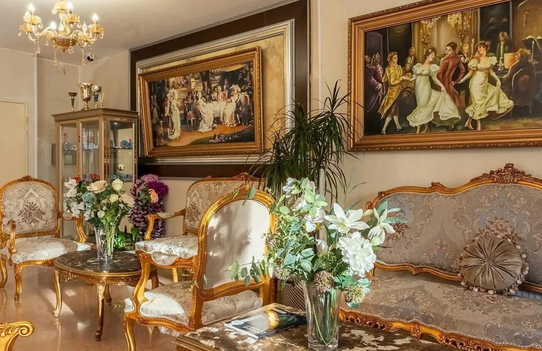 HOTEL ROYAL Paris Ivry-1