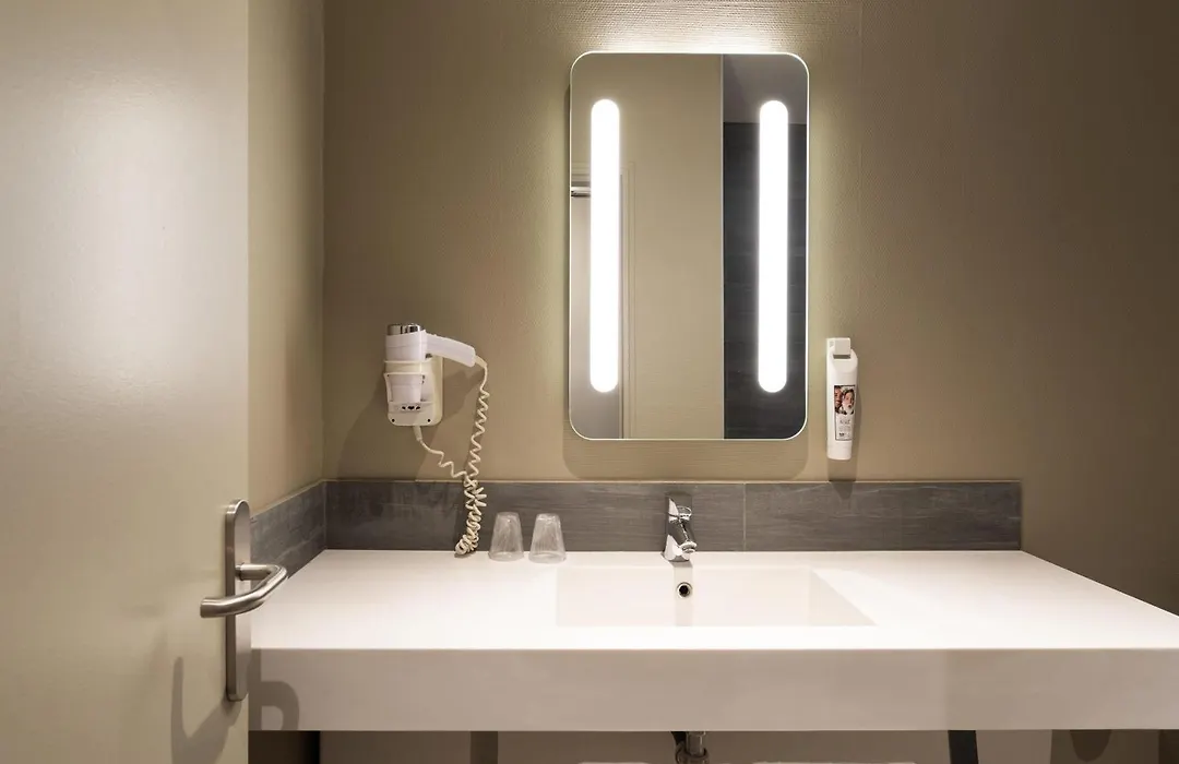 Ibis Paris Tour Montparnasse 15Eme-1
