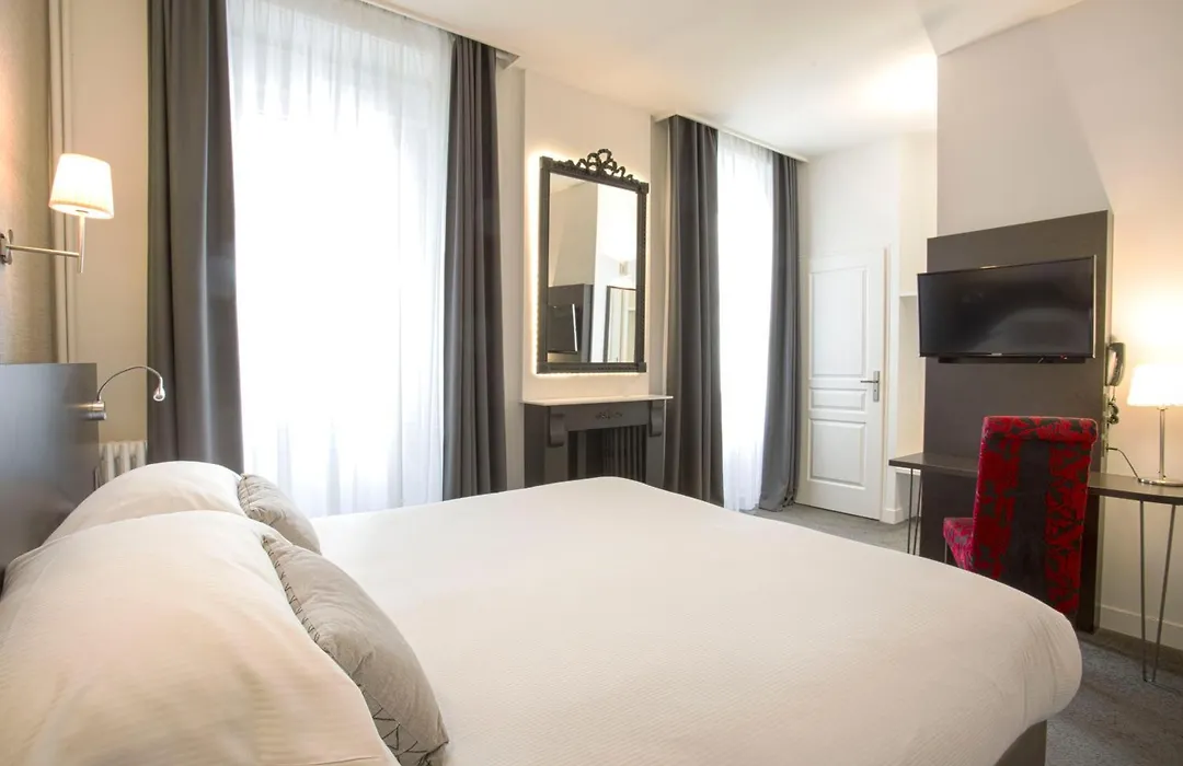 Hôtel Voltaire Opéra-1