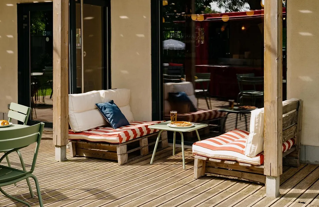 Eklo Hotels Lille-1