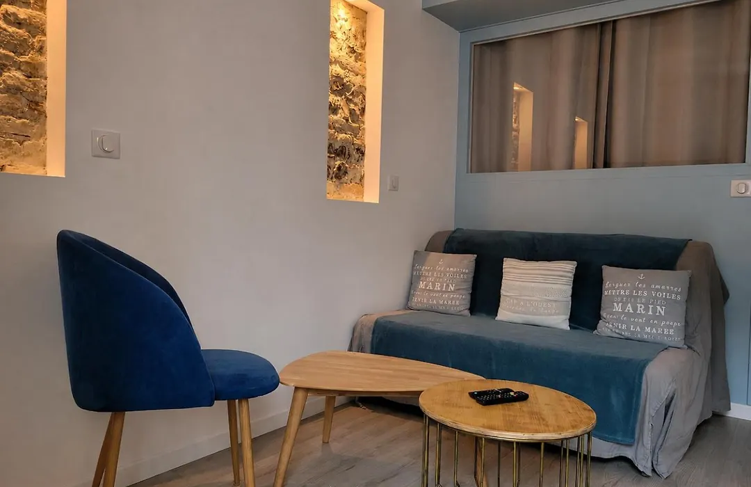La Plage A 2 Pas: Beachside Apartments with Netflix and Services-1