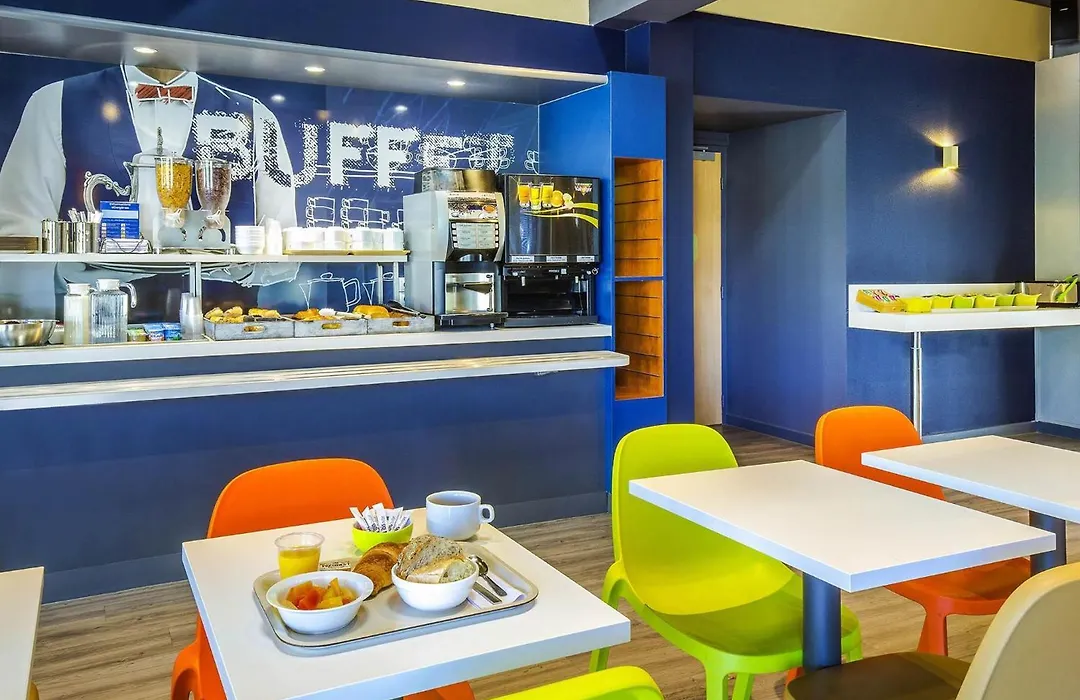 ibis budget Aubagne Paluds Agora-1