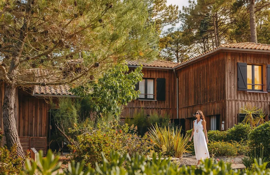 Domaine du Ferret Balnéo&Spa-1