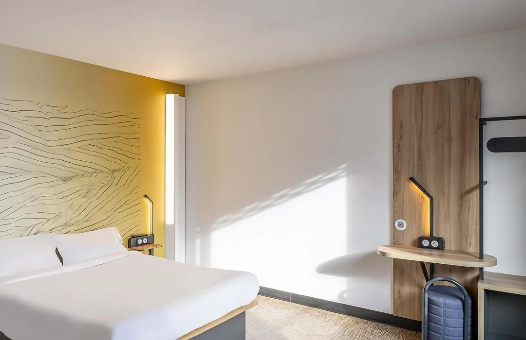B&B HOTEL Bordeaux Bassins à flot-1
