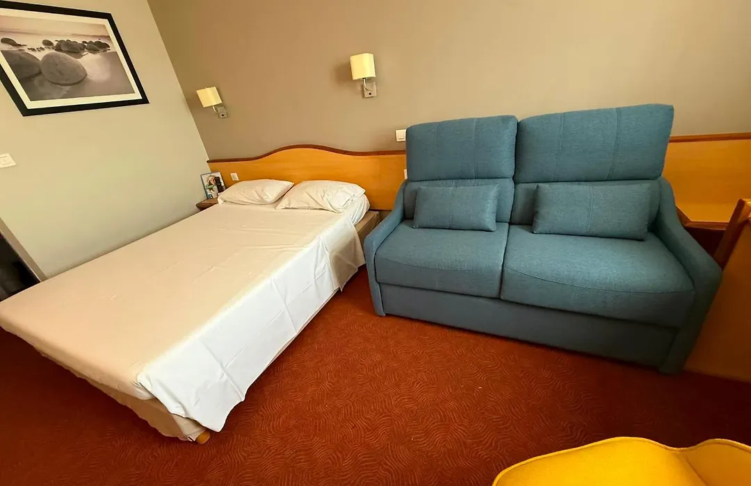 Brit Hotel Confort Montauban-1