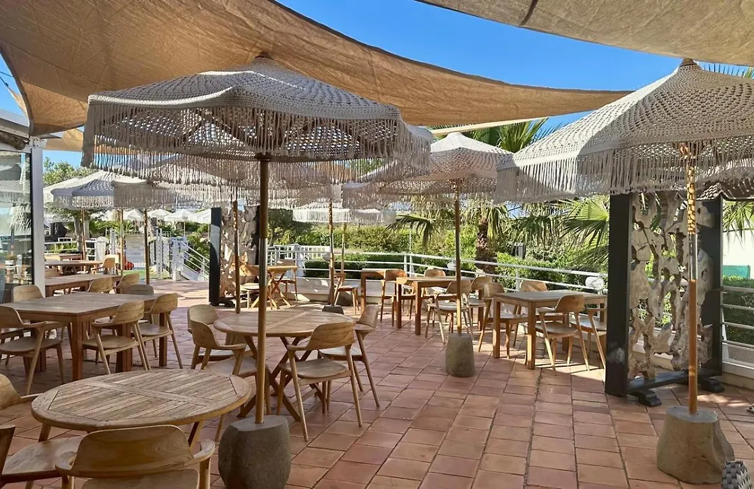 Capao Beach Hotel-1