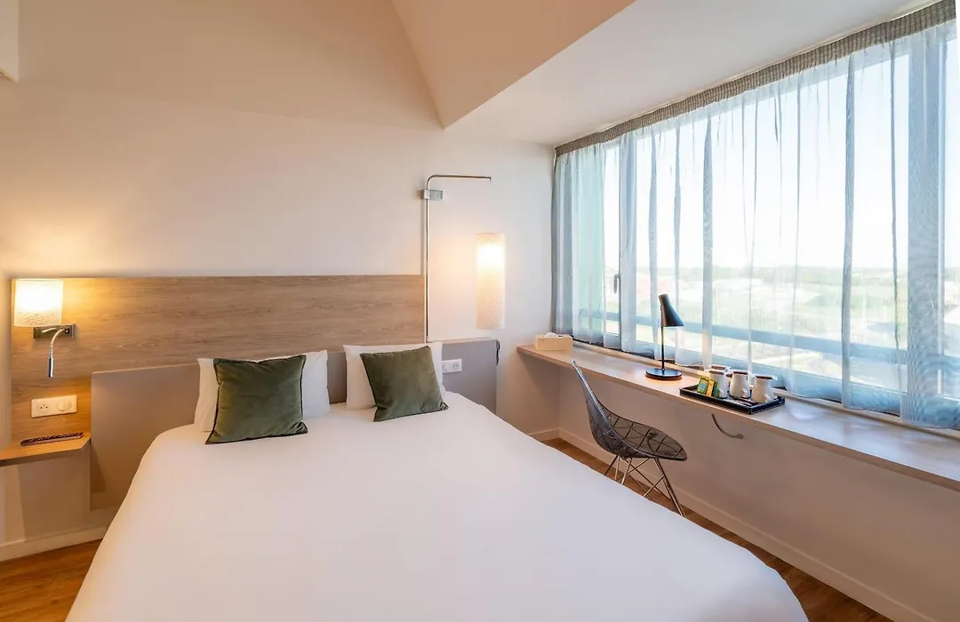 Sure Hotel By Best Western Dijon Sud-1