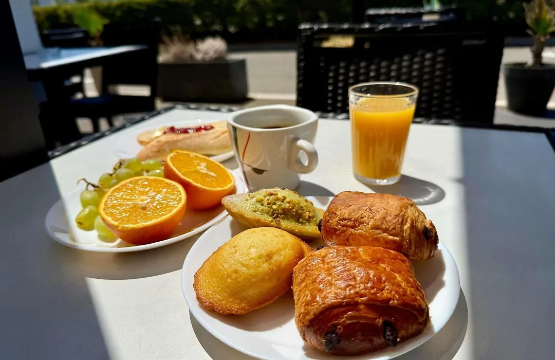 Ibis Budget Marseille Vitrolles-1