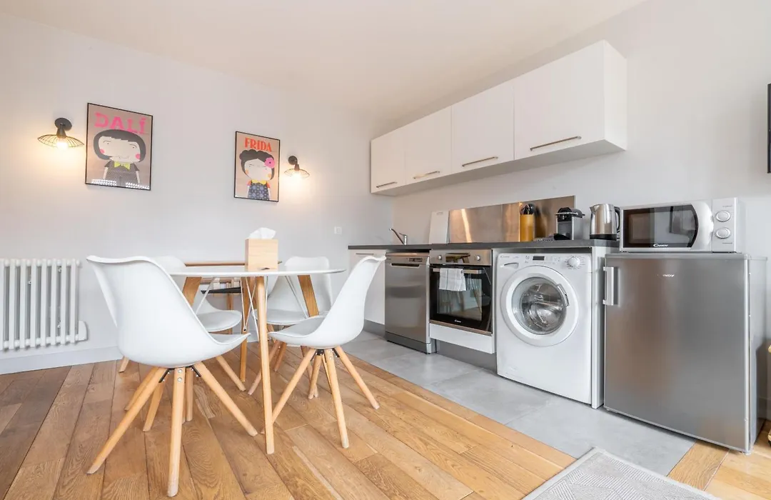 Apparts De L'Oncle Louis-1