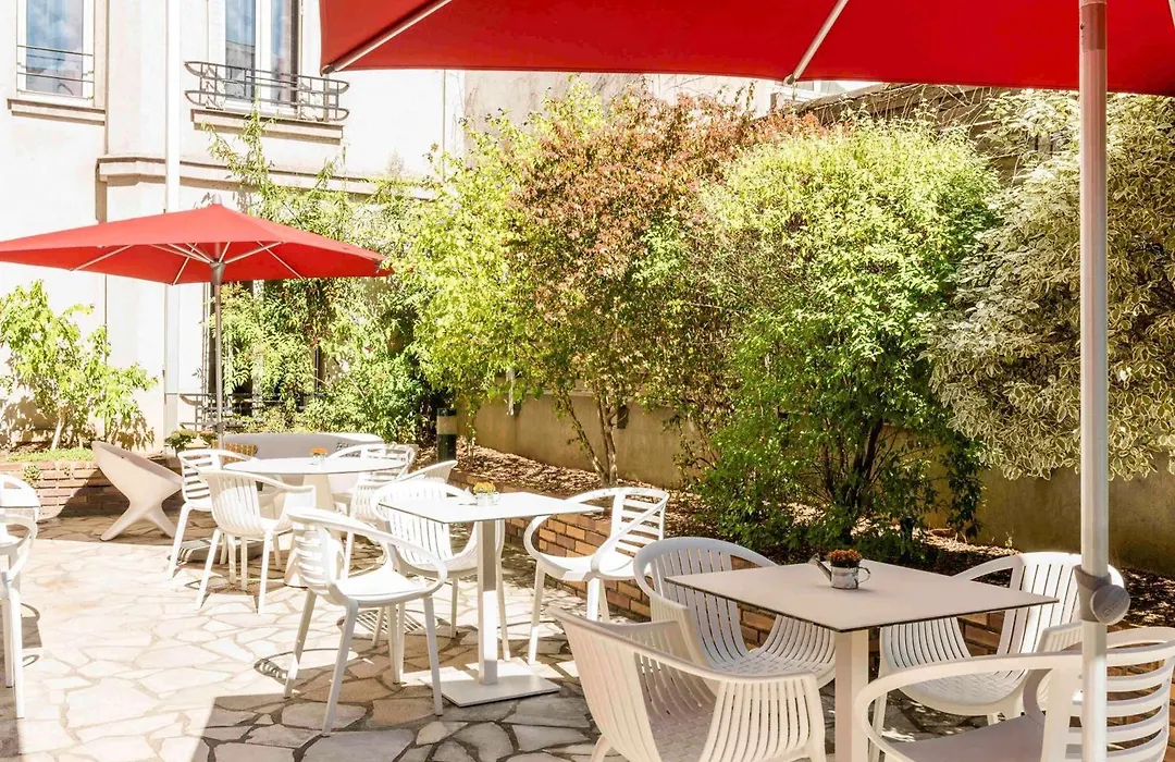 ibis Styles Asnieres Centre-1