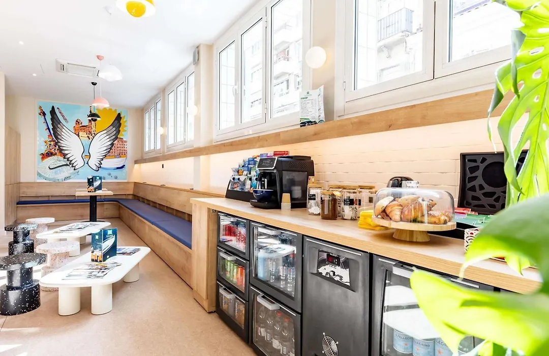 Ibis Styles Marseille Centre Prado Place Castellane-1