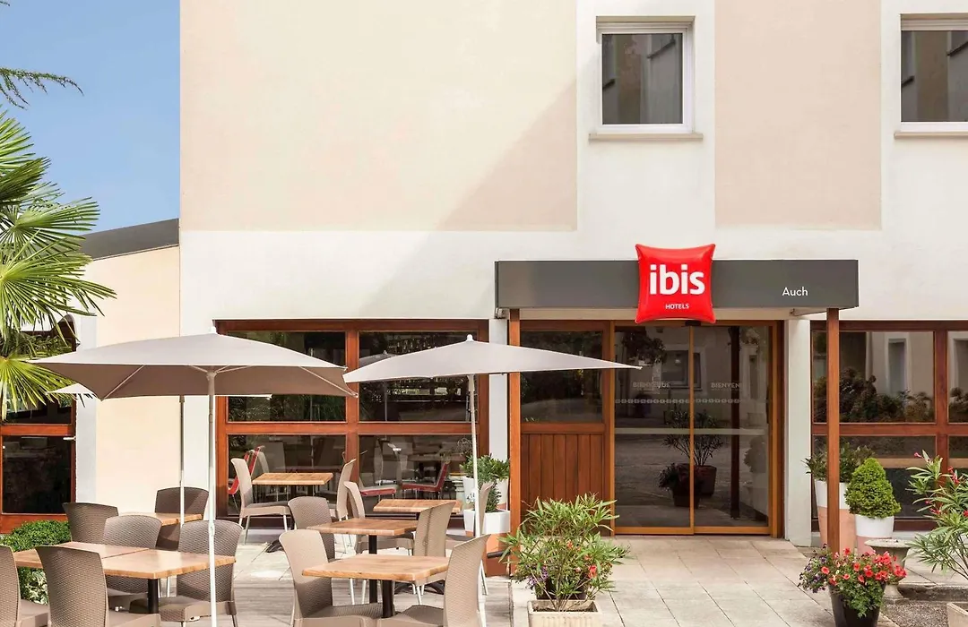 Ibis Auch-1