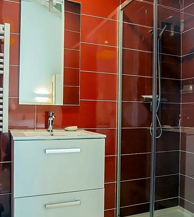 Une chambre à l'Economat-1