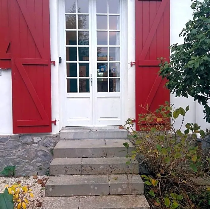 Chambre d'hôtes Larhun Zola-1