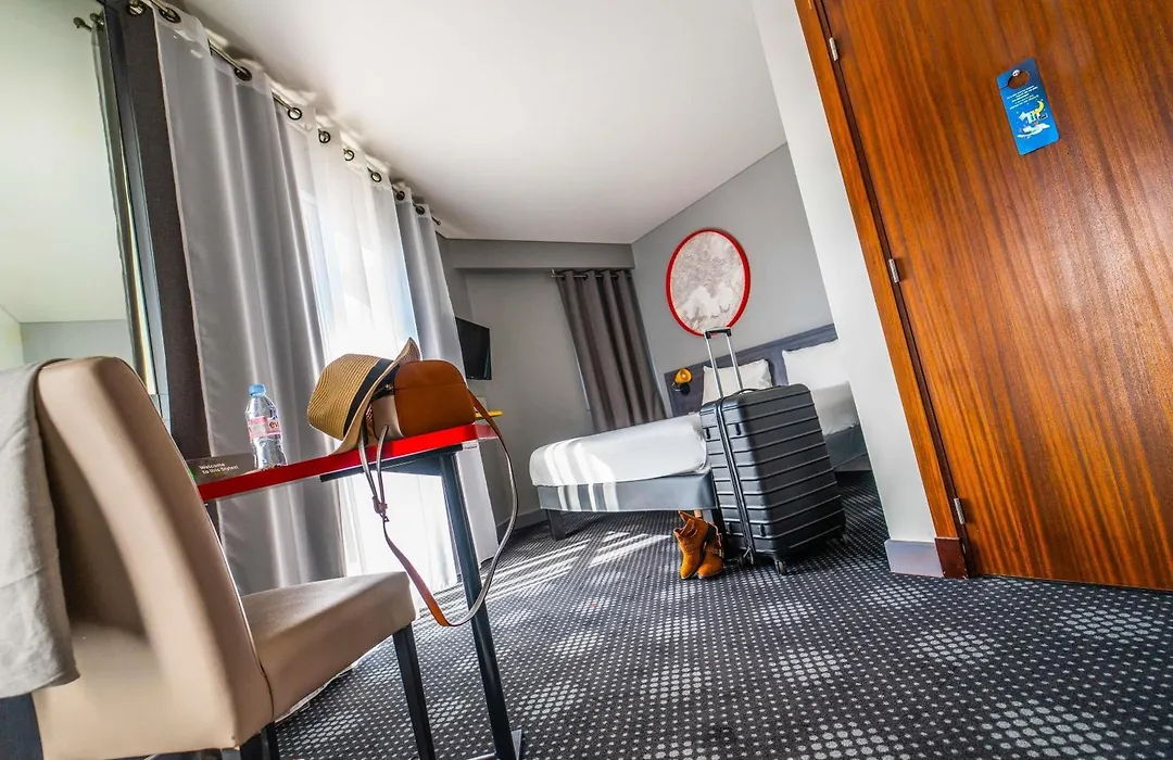 ibis Styles Paris Mairie de Montreuil-1