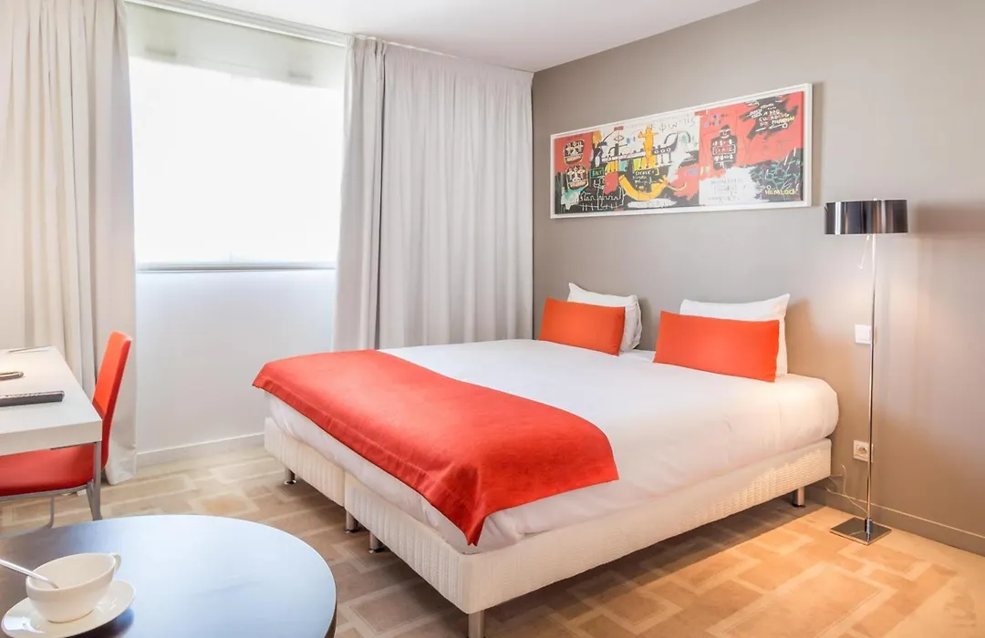 Aparthotel Adagio Marseille Timone-1