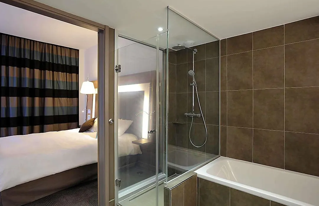 Novotel Avignon Centre-1