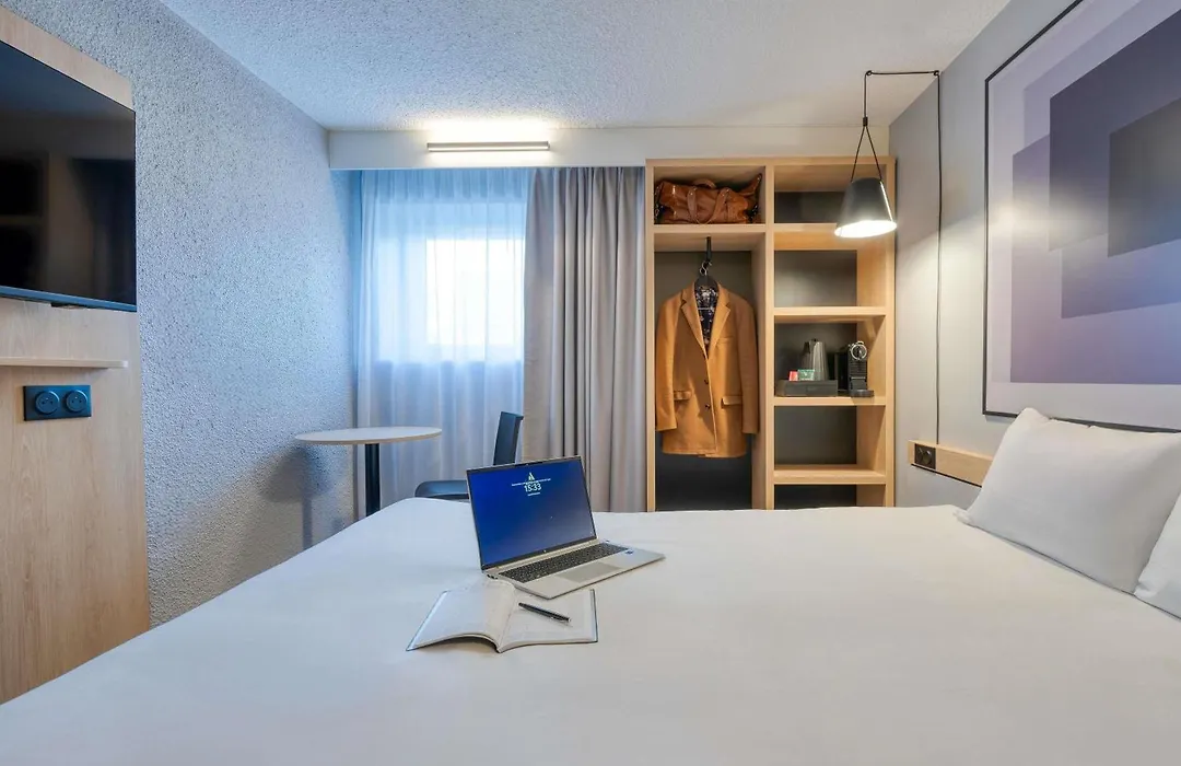Ibis Orly Chevilly Tram 7-1