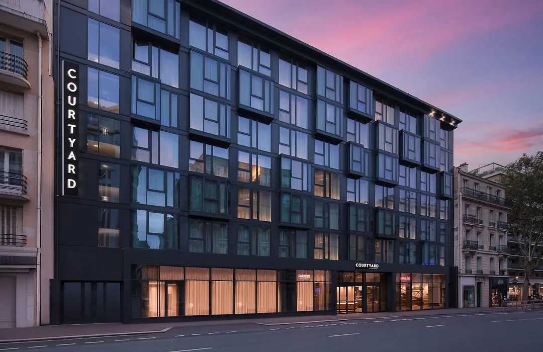 Courtyard by Marriott Paris Porte de Versailles-1