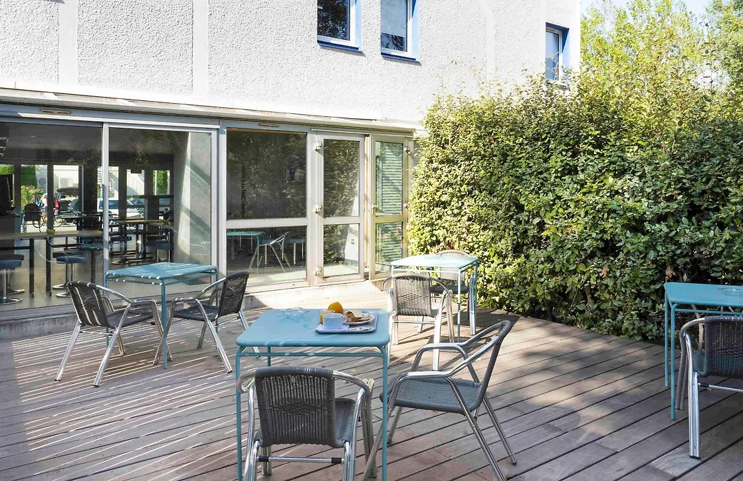 Ibis Budget Arles Sud Fourchon-1
