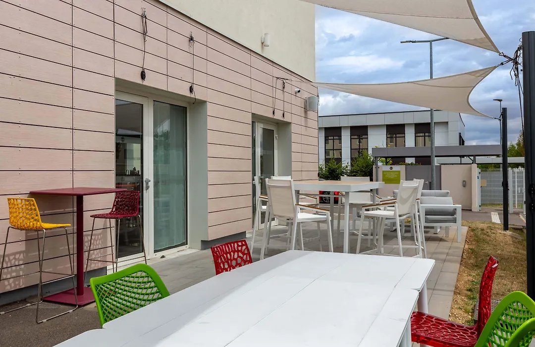 B&B Hotel Chartres Oceane-1